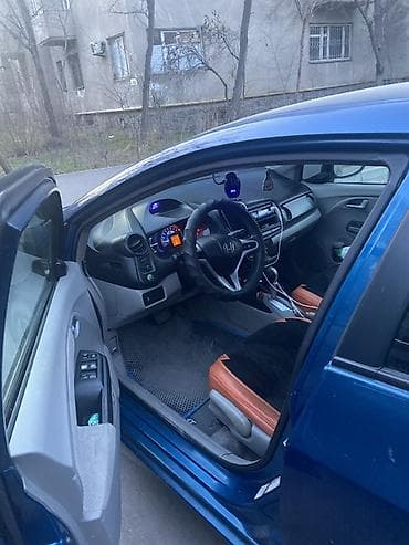 fit 2020: Honda Insight: 2012 г., Гибрид, Хэтчбэк — 5