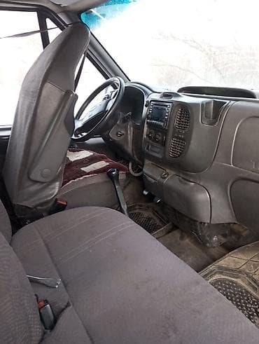 80 б4: Ford Transit: 2000 г., Механика, Фургон — 4