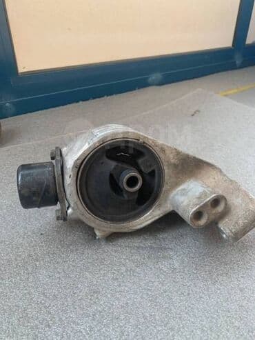 rvr: Подушка мотора Mitsubishi 1998 г., Б/у, Оригинал, Япония — 1