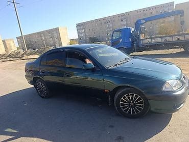 golf plus: Toyota Avensis: 2001 г., 2 л, Автомат, Бензин, Седан — 2