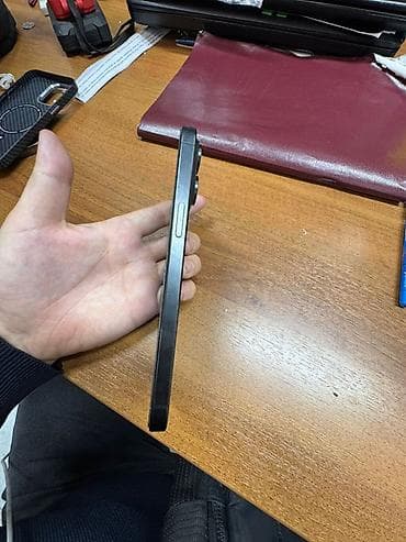 Apple iPhone: IPhone 15 Pro Max, Black Titanium, Защитное стекло — 2