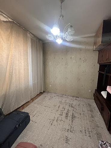 Комнаты: Комната в квартире - Площадь: ориентировочно 10–14 м². - Планировка — 1