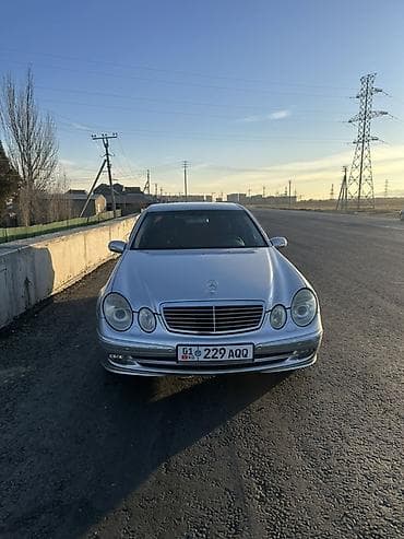 Mercedes-Benz E-Class: 2004 г., Седан