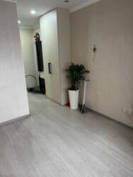 утепления домов: Светлая комната - Просторное помещение с оконной группой во всю — 3