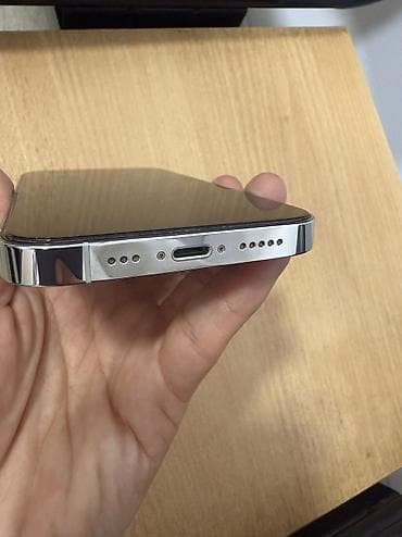 iphone 15 бу: IPhone 14 Pro, Б/у, 256 ГБ, Белый, Защитное стекло, Чехол, 82 % — 6