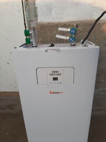 эмеректер бу: Топтолмо суу жылыткыч Бактын көлөмү: 30 л, Ariston, Дат баспас болот, Колдонулган — 2