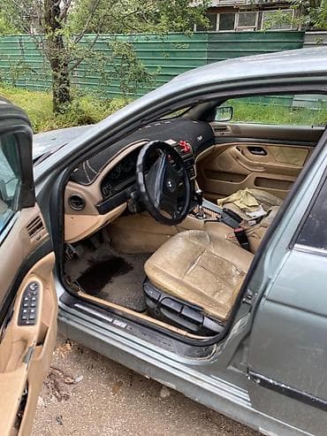 е39 e39: BMW 5 series: 1997 г., 2.5 л, Механика — 6