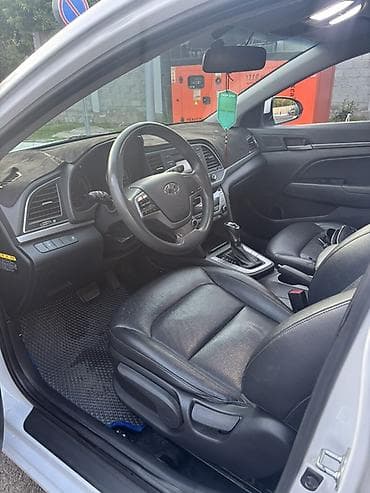 eclipse cross: Hyundai Avante: 2018 г., 1.6 л, Автомат, Бензин, Седан — 5
