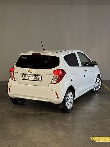 лампочки для авто: Chevrolet Spark: 2020 г., Автомат, Бензин, Хэтчбэк — 3