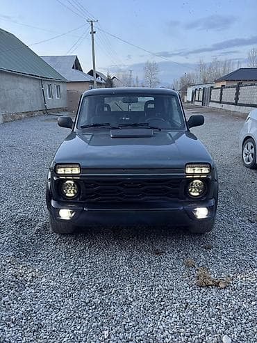 ВАЗ (ЛАДА) 4x4 Нива: 2017 г., 1.7 л, Внедорожник