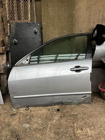 Дверь Передняя левая Honda