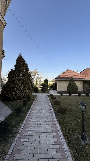 ак жар продаю дом: Просторный двухэтажный дом с благоустроенной территорией. Продаётся — 4