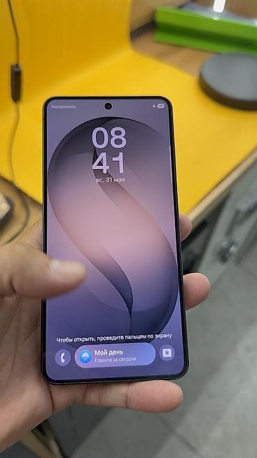 Samsung Galaxy S26, Колдонулган, 256 ГБ, 2 SIM — 6
