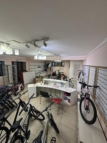 Магазин, Отдельностоящий магазин, 60 м² Действующий, Частично с оборудованием, С ремонтом, 1 линия at lalafo.kg Магазин, Отдельностоящий магазин, 60 м² Действующий, Частично с оборудованием, С ремонтом, 1 линия