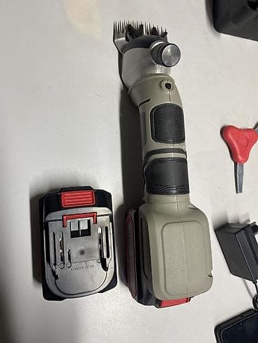 scottish fold: Аккумуляторная машинка для стрижки овец/коз УРАГАН Описание: - — 4