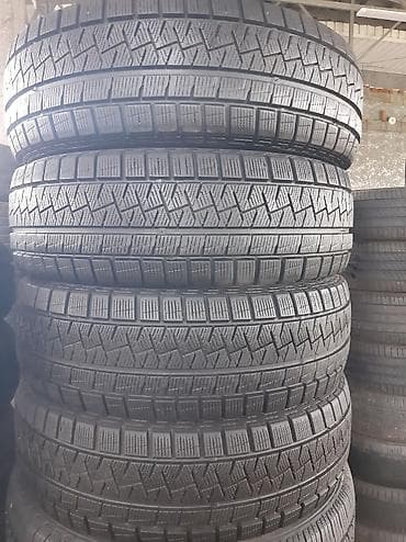 шины pirelli: Шины, 185/65/15 4шт. Всесезонка, резина привозная, состояние — 2
