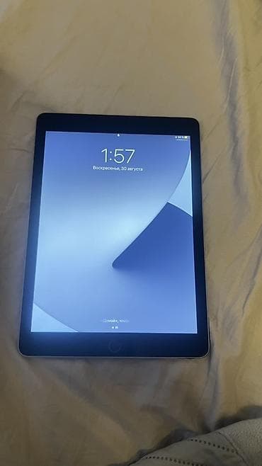 ipad 128: Apple iPad Air 2 (модель MGKL2X/A), 64 ГБ, Wi‑Fi - Экран 9.7" Retina — 2