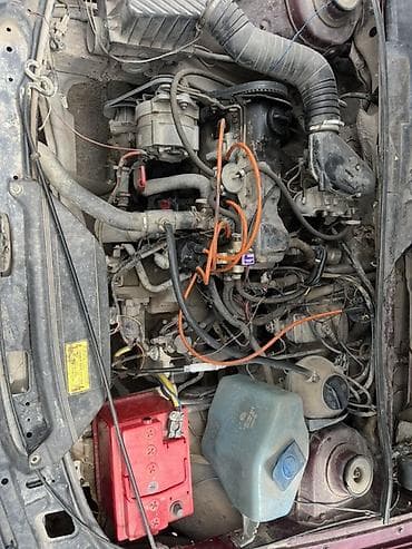 козерог виш: Volkswagen Passat: 1979 г., Седан — 10