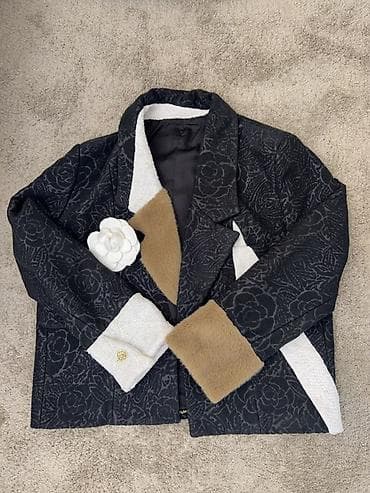 chanel пиджак: Куплено в Китае, стоило 7000 сом — 2
