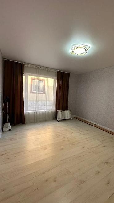 бишкек квартиры: 85 м², 3 комнаты, Утепленный, Забор, огорожен — 2