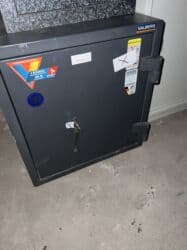 металлические шкафы для документов в бишкеке: Сейф для денег и документов, Б/у, Комбинированные, Песочные сейфы — 10