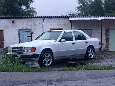 на мото: Mercedes-Benz E-Class: 1991 г. — 1