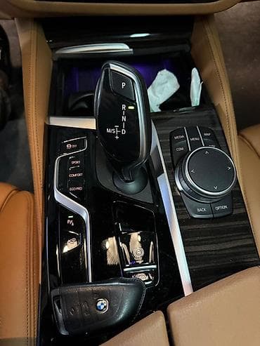 mini cuper: BMW 520: 2021 г., 2 л, Автомат, Бензин, Седан — 4