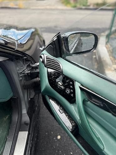 Mercedes-Benz E-Class: 2000 г., 5 л, Автомат, Бензин, Купе — 3