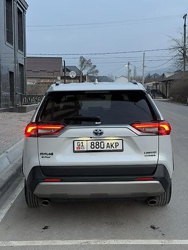 стеклянная: Toyota RAV4 2023, limited 2 ключа Обмен и бартер не предлагать. - — 3