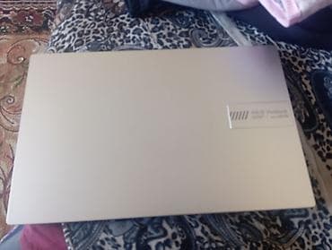 комтер: ASUS Vivobook — тонкий и легкий ноутбук в серебристом корпусе — 1