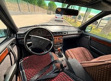 решетка радиатора w140: Mercedes-Benz W124: 1994 г., Автомат, Седан — 3