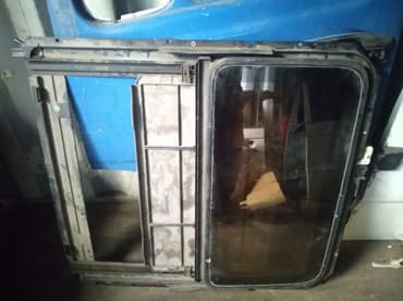 купить бокс на крышу автомобиля бу: Тайота калдина 1996год Люк — 1