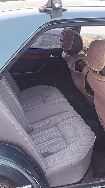 land rower: Mercedes-Benz E-Class: 1994 г., 2.2 л, Механика, Бензин, Седан — 6