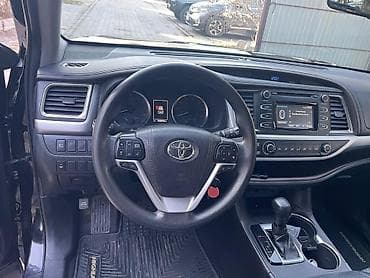 crown 2018: Toyota Highlander: 2018 г., Автомат, Кроссовер — 10