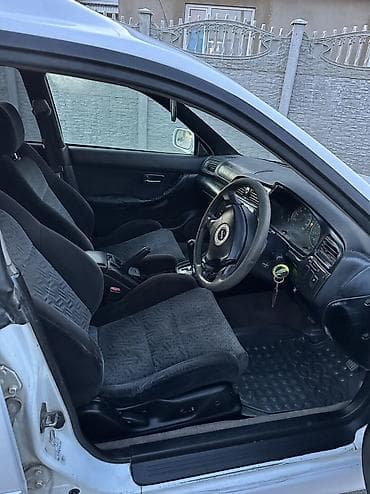 subaru 2016: Subaru Legacy: 1999 г., Автомат, Бензин, Универсал — 6