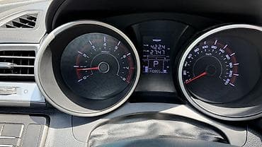 aion v: Ssangyong Tivoli: 2019 г., 1.6 л, Автомат, Бензин, Кроссовер — 4