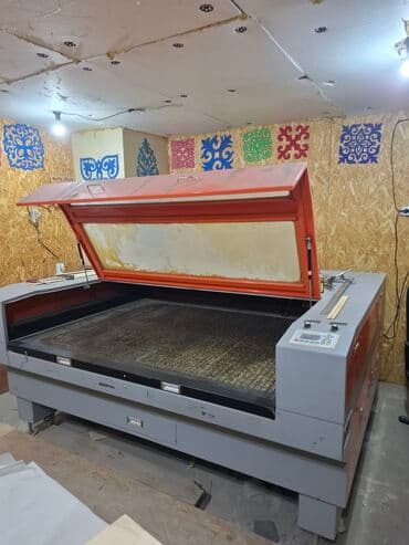 Лазерный станок с ЧПУ Для резки