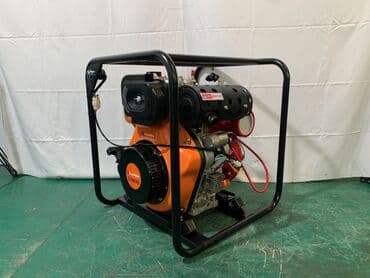 мощные насосы для полива полей: Высоконапорная дизельная мотопомпа от фирмы Excalibur На размере — 3