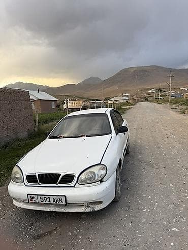 бишкек авто салон: Daewoo Lanos: 1998 г., 1.5 л, Кол менен иштөөчү, Бензин, Седан — 1