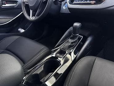 тае: Toyota Levin: 2020 г., 1.8 л, Вариатор, Гибрид, Седан — 7