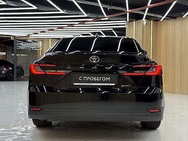 byd e2 2023: Toyota Camry: 2025 г., 2.5 л, Вариатор, Гибрид, Седан — 6