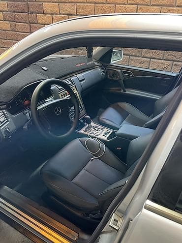 avangarde: Mercedes-Benz E-Class: 1999 г., 3.2 л, Автомат, Бензин, Седан — 9