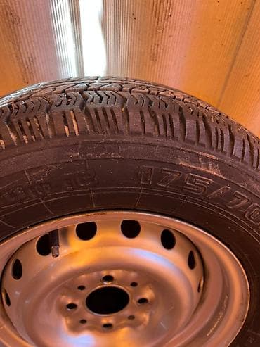 запаска 13: Дөңгөлөктөр монтажда 175 / 70 / R 13, Кыш, Колдонулган, Комплект, Жеңил унаалар, Темир, тешиктери - 4 — 2