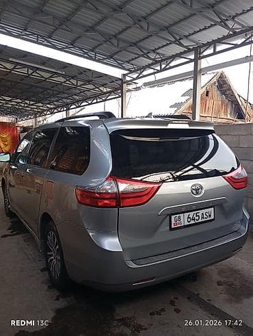 Toyota Sienna: 2019 г., 3.5 л, Автомат, Бензин, Вэн/Минивэн — 6