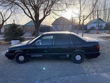 Volkswagen: Volkswagen Passat: 1994 г., 1.8 л, Седан — 8