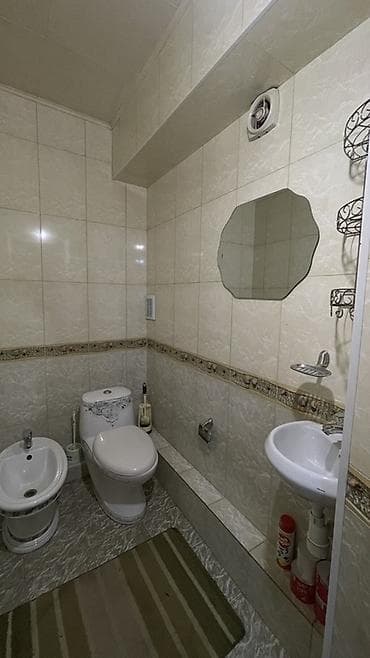 4 bedroom: Сдаётся просторная квартира с отдельной кухней и двумя санузлами — 1