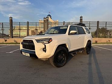 тайо: Toyota 4Runner: 2023 г., 4 л, Автомат, Бензин, Внедорожник — 9
