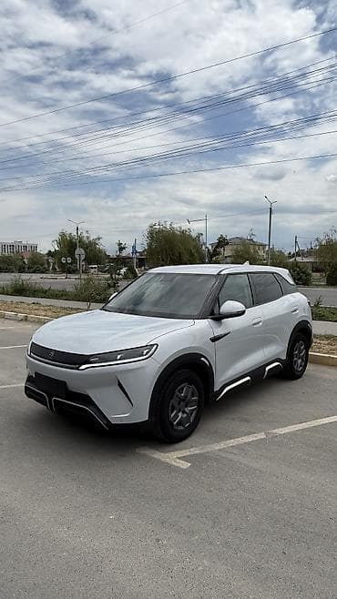 byd леопард 5: BYD Yuan Up: 2024 г., 1.5 л, Автомат, Электромобиль, Кроссовер — 1
