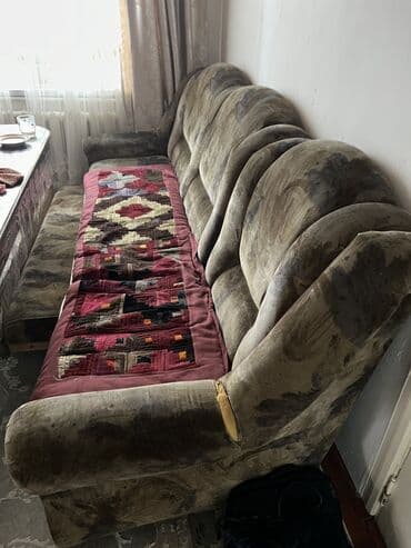 кровать диван: Прямой диван, Б/у, Трёхместный и более — 2