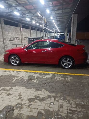 Honda Accord: 2012 г., 3.5 л, Автомат, Бензин, Купе